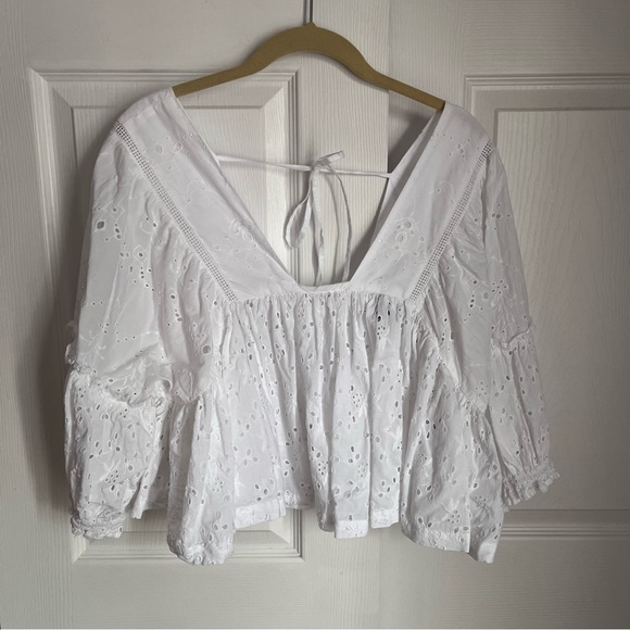 FRENCH CONNECTION BRODERIE EYELET WHITE TOP - Picture 2 of 10